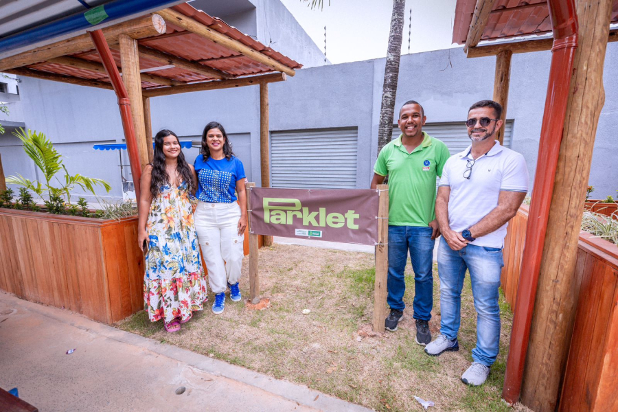 Camaçari amplia espaços urbanos e inaugura o 2º parklet na cidade