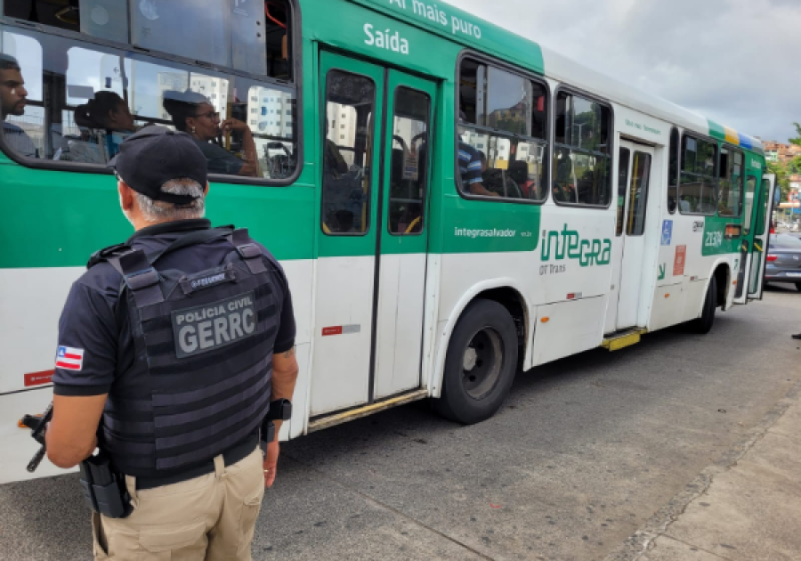 Ônibus param de circular em ao menos três localidades de Salvador devido à insegurança