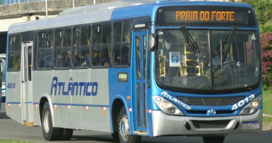 Sindicato paralisa linhas que atendem Litoral Norte para cobrar readmissão de colega e pagamento de salários